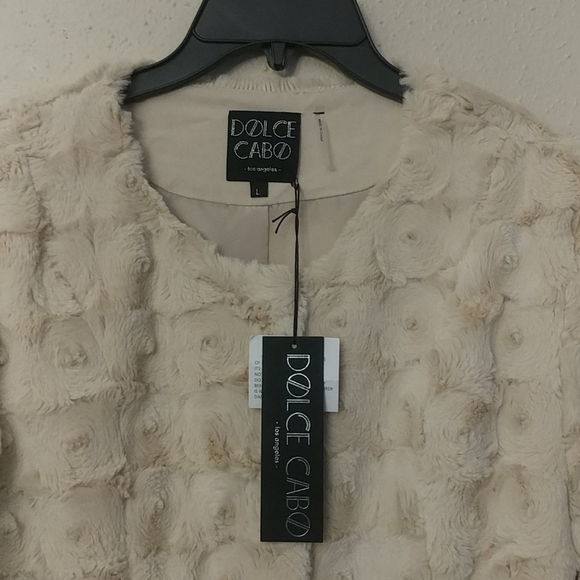 DOLCE CABO Faux Fur Jacket Size : L - Picture 2 of 7